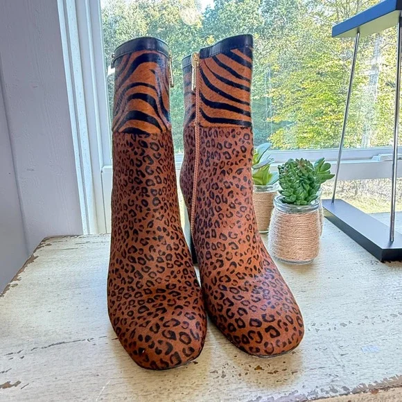 Franco Sarto Women's Size 5 Dexter‎ Leopard Calf Hair Ankle Boots - Picture 3 of 8